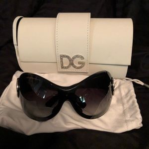 dolce and gabbana sunglasses! 100% AUTHENTIC